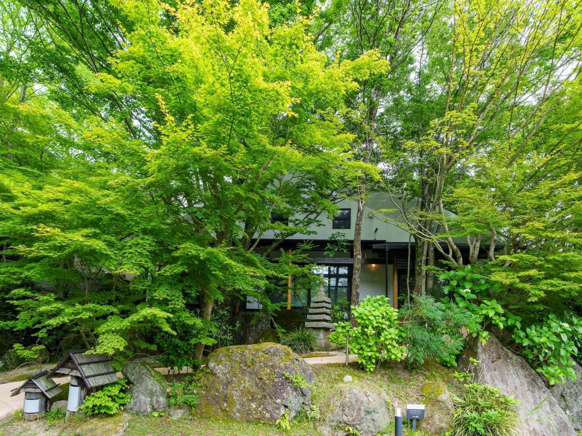 Yufuin Rakuyu Hotel Exterior photo