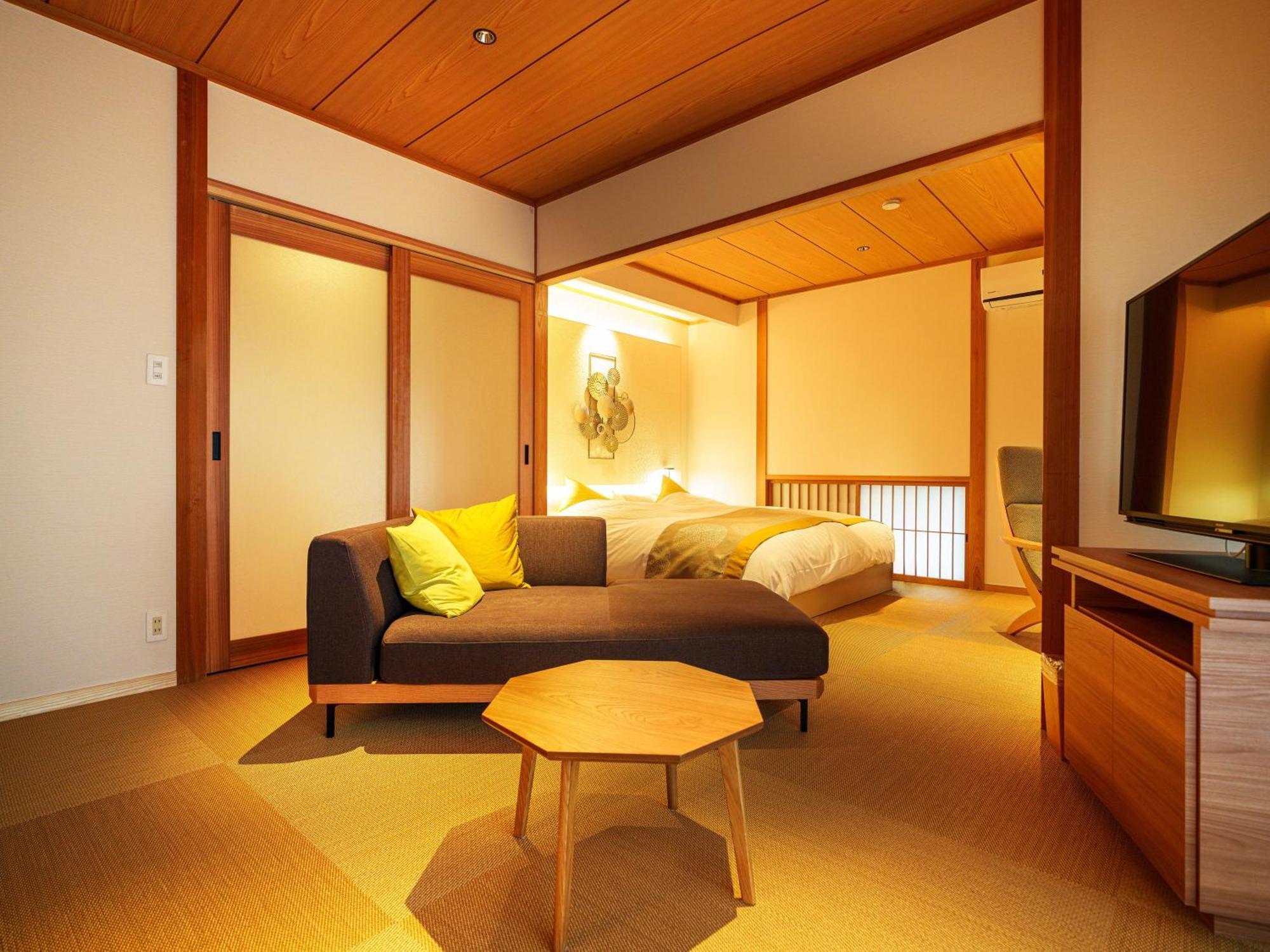 Yufuin Rakuyu Hotel Exterior photo